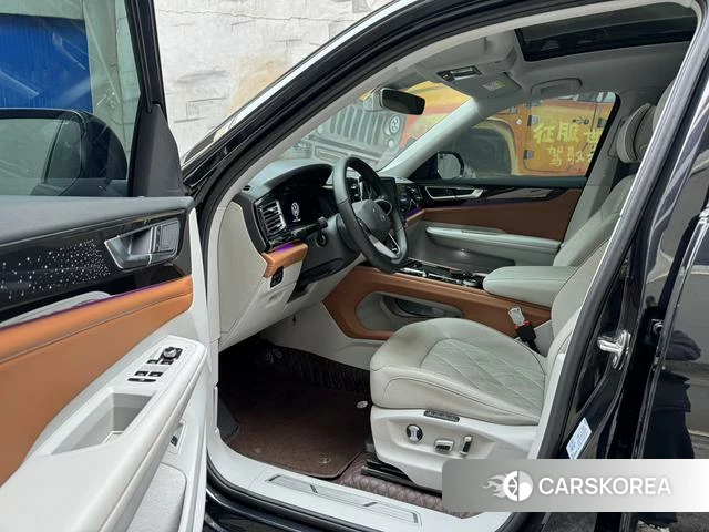 Volkswagen Tourang 2021 Черный из Китая, фото 4
