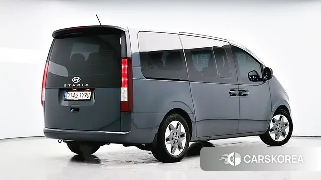 Hyundai Staria id 3452694 из Кореи 14