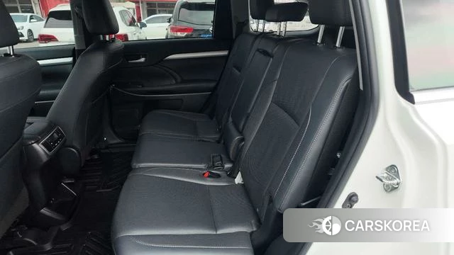 Toyota Highlander 2021 Белый из Китая, фото 5