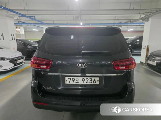 Kia The New Carnival id 4667389 из Кореи 10