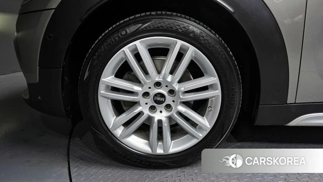 Mini Cooper D Countryman id 3879961 из Кореи 14