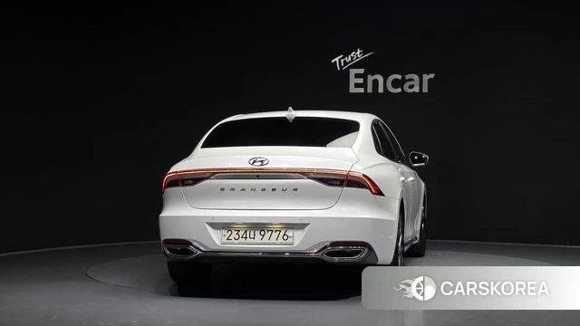 Hyundai The New Grandeur IG id 4195534 из Кореи 24