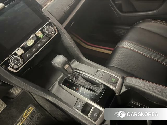 Honda Civic id 4261167 из Китая 7