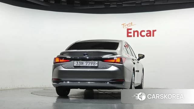 Lexus ES300h 7th generation id 4693824 из Кореи 29