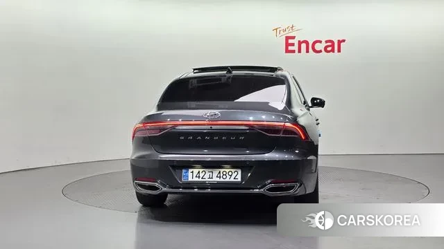 Hyundai The New Grandeur IG id 3439117 из Кореи 14