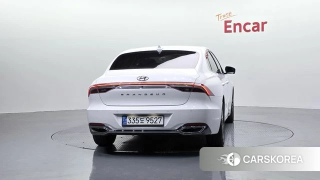 Hyundai The New Grandeur IG id 4245241 из Кореи 27