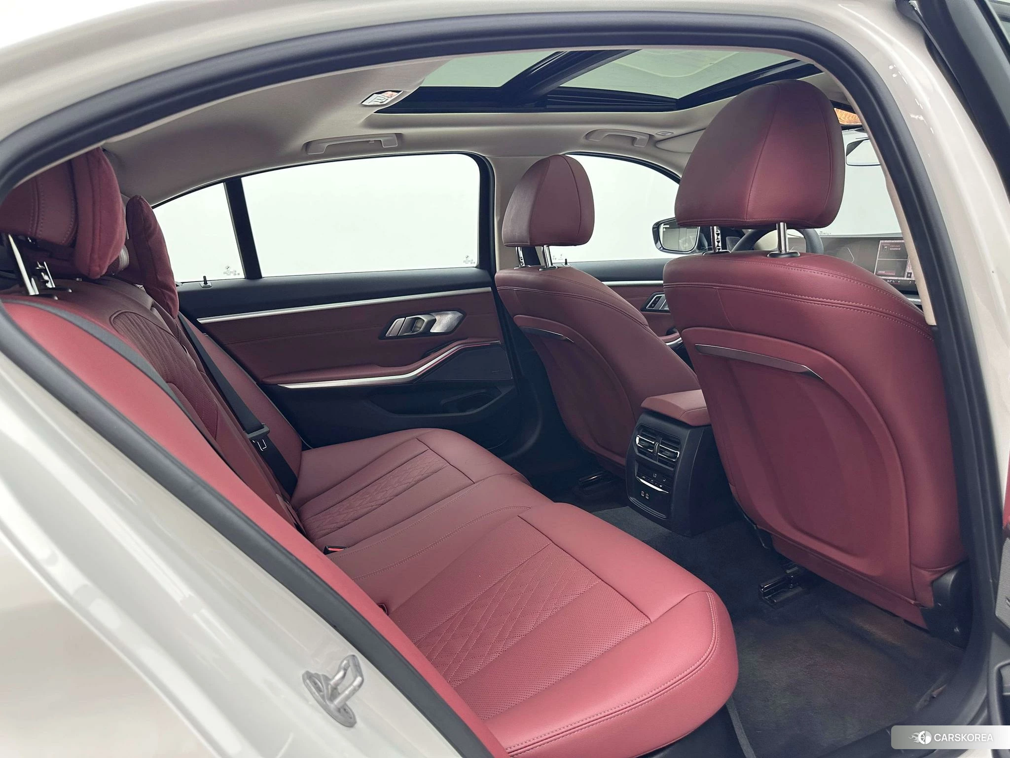 BMW 3 series id 4513948 из Китая 25