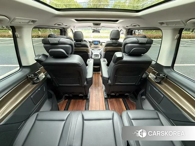 Mercedes-Benz V-class id 4254537 из Китая 12