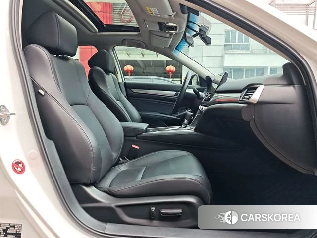 Honda Accord id 4263458 из Китая 22