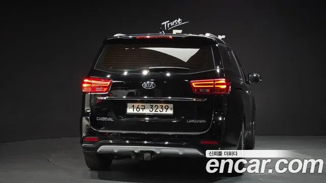 Kia The New Carnival id 2928032 из Кореи 14