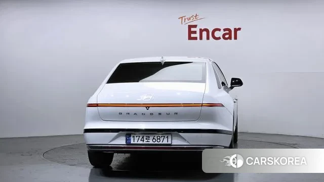 Hyundai Grandeur (GN7) id 3769608 из Кореи 14