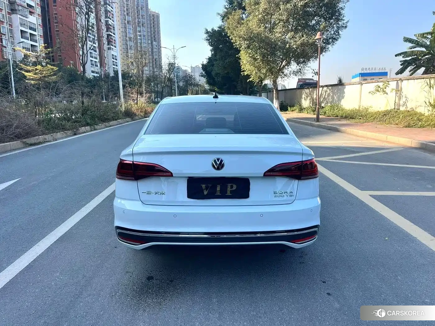 Volkswagen Bora 2023 Белый из Китая, фото 4