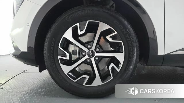 Kia Sportage 5th Generation Hybrid id 4442562 из Кореи 32