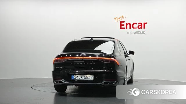 Hyundai The New Grandeur IG id 4573638 из Кореи 28