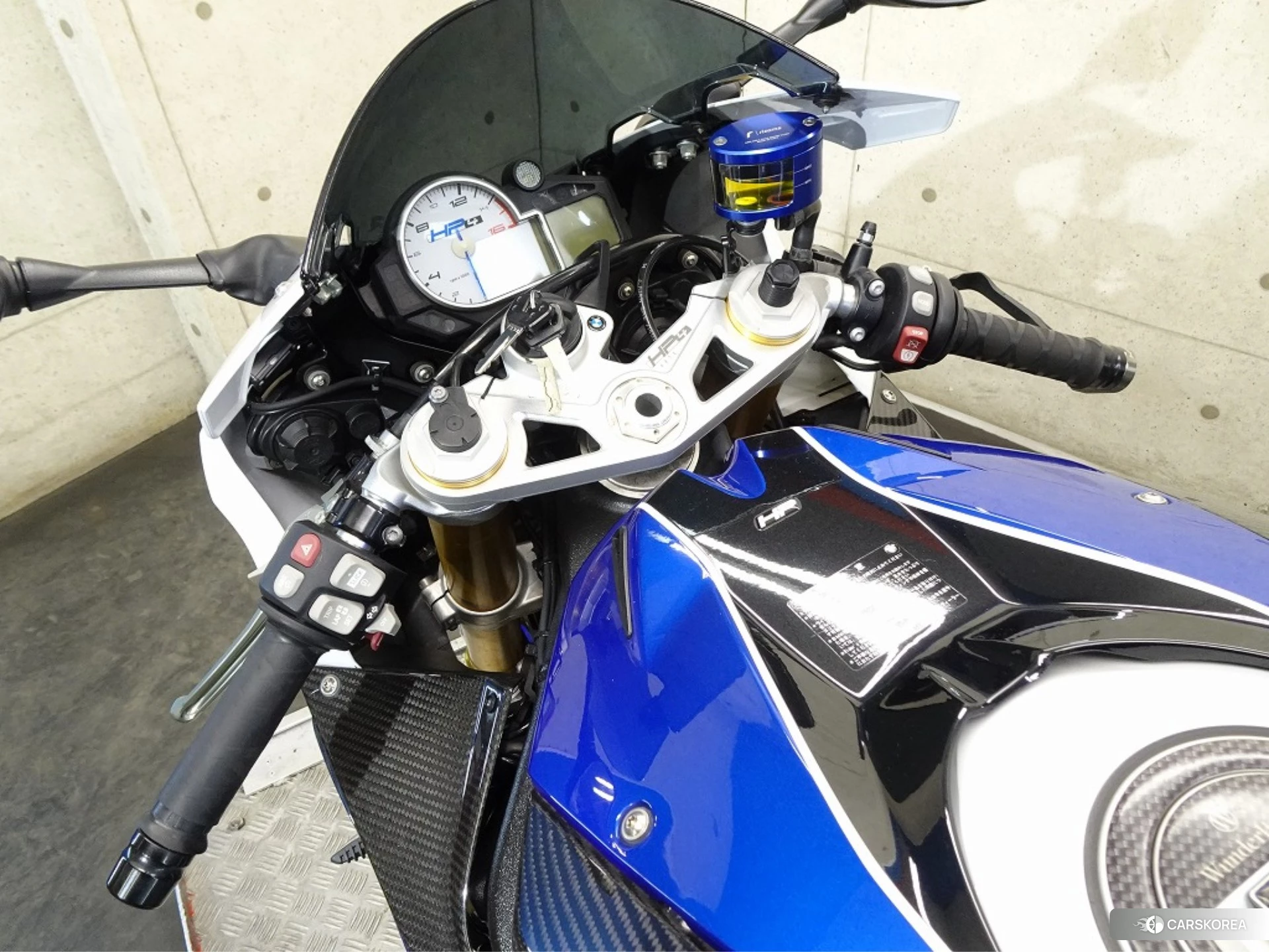 BMW HP4 id 3946710 из Японии 25