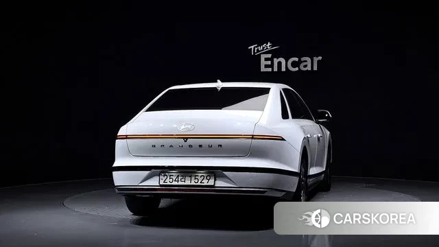 Hyundai Grandeur (GN7) id 3487596 из Кореи 14