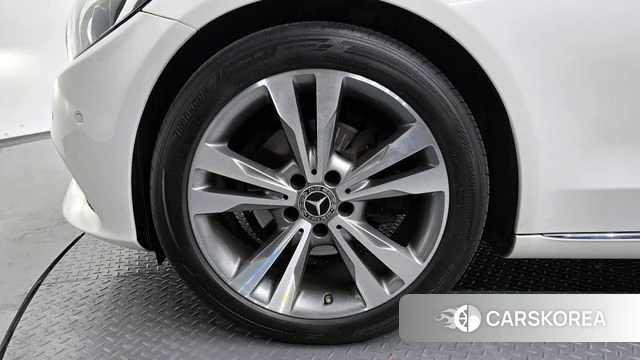 Mercedes-Benz C-Class W205 id 4326069 из Кореи 25