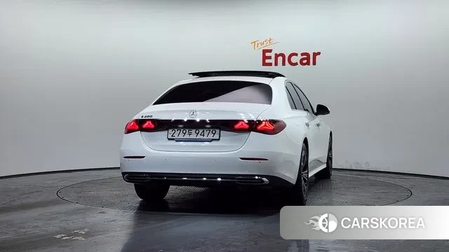 Mercedes-Benz E-Class W214 id 3679572 из Кореи 14