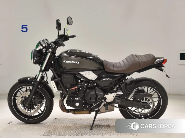 Kawasaki Z650RS 2024 из Японии