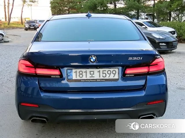 BMW 5 Series (G30) id 3361965 из Кореи 14