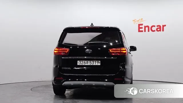 Kia The New Carnival id 3541133 из Кореи 14