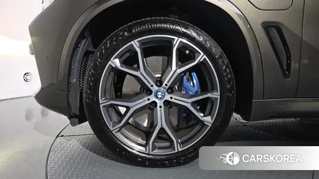 BMW X5 (G05) id 3421105 из Кореи 14