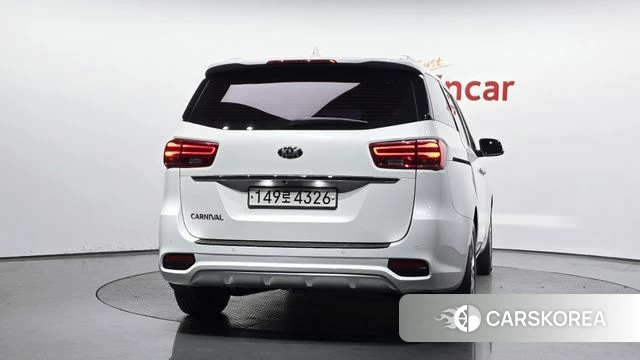 Kia The New Carnival id 3853775 из Кореи 14