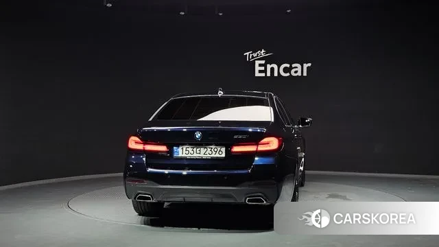 BMW 5 Series (G30) id 3027285 из Кореи 14