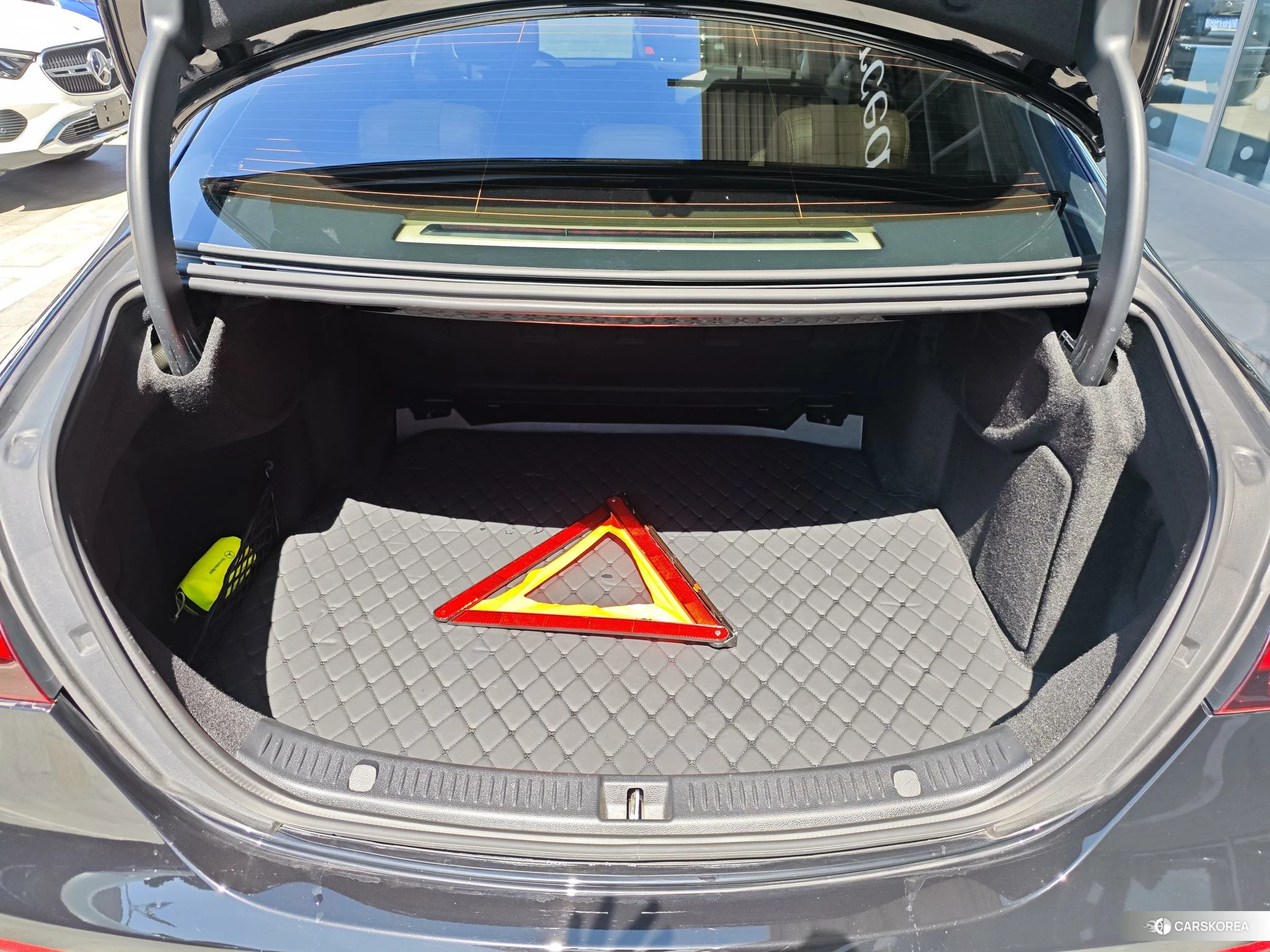 Mercedes-Benz E-class id 4426723 из Китая 10