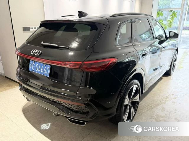 Audi Q5L 2026 Черный из Китая, фото 4