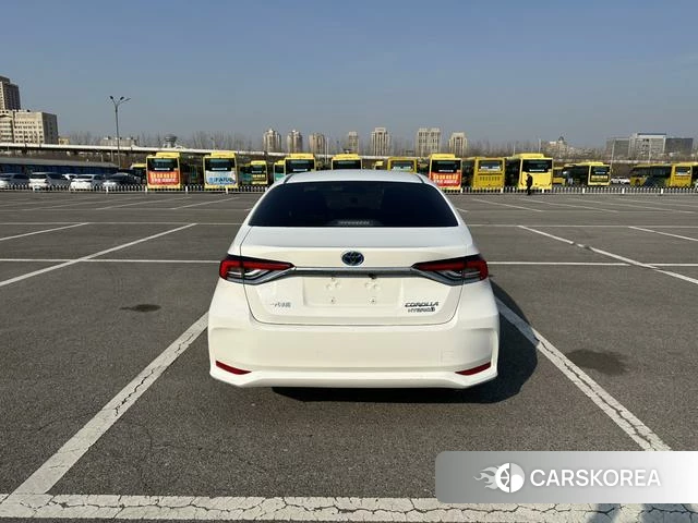 Toyota Corolla 2022 Белый из Китая, фото 4