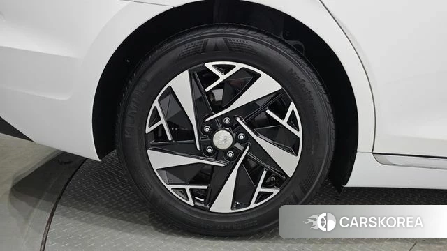 Hyundai The New Grandeur IG Hybrid id 4702564 из Кореи 27