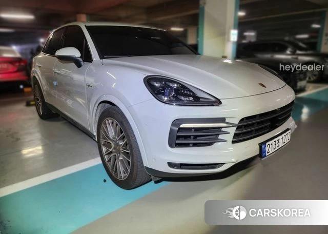 Porsche Cayenne (PO536) 2023 Серебристо-серый из Кореи, фото 6