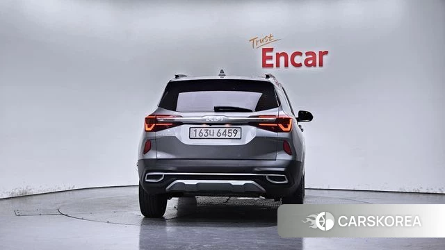 Kia Seltos id 4579991 из Кореи 14