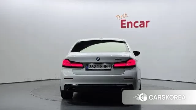 BMW 5 Series (G30) id 3175625 из Кореи 14