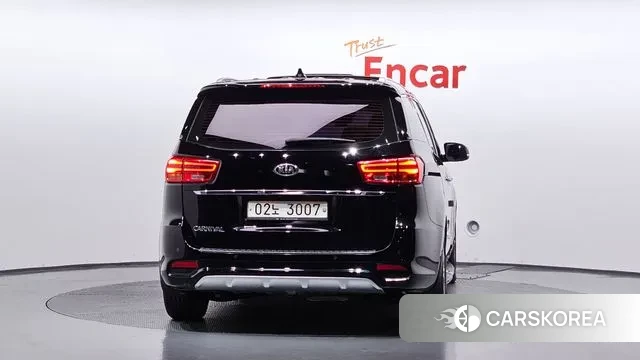 Kia The New Carnival id 3469921 из Кореи 14