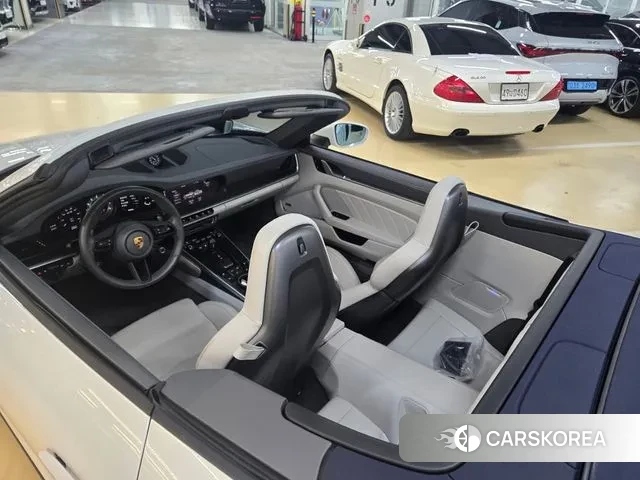 Porsche 911(992) id 3186961 из Кореи 12