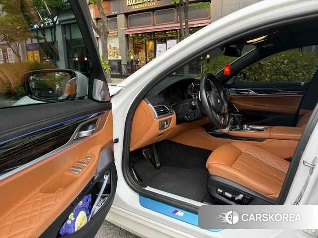 BMW 7 Series (G11) 2022 Белый из Кореи, фото 4