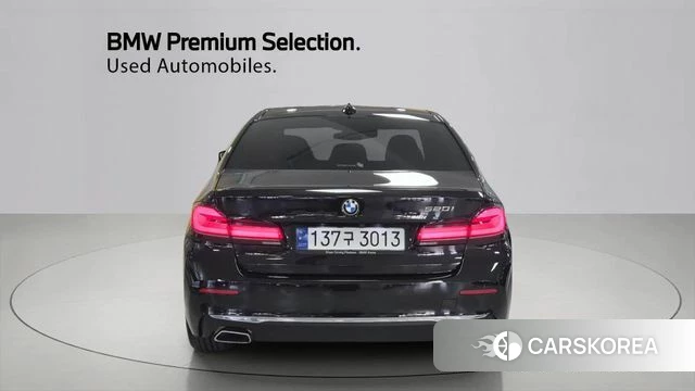 BMW 5 Series (G30) id 4388528 из Кореи 14