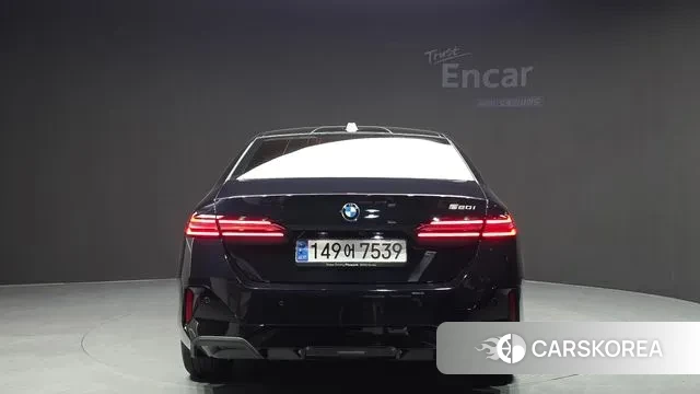 BMW 5 Series (G60) id 3471961 из Кореи 14