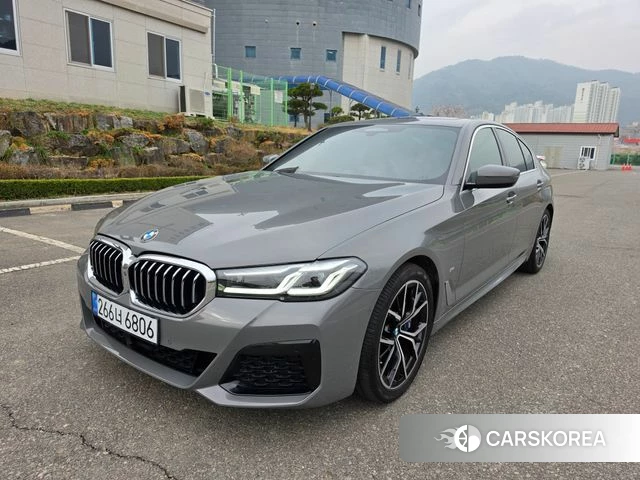 BMW 5 Series (G30) id 3860492 из Кореи 13