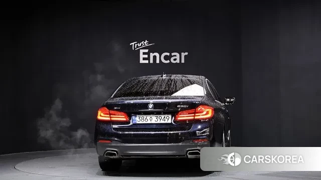 BMW 5 Series (G30) id 3510240 из Кореи 14