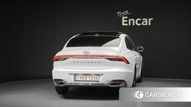 Hyundai The New Grandeur IG Hybrid id 4614114 из Кореи 30