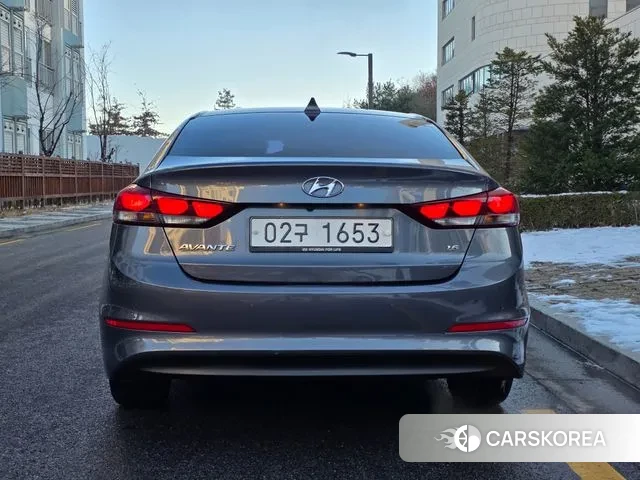 Hyundai Avante AD id 3449634 из Кореи 14