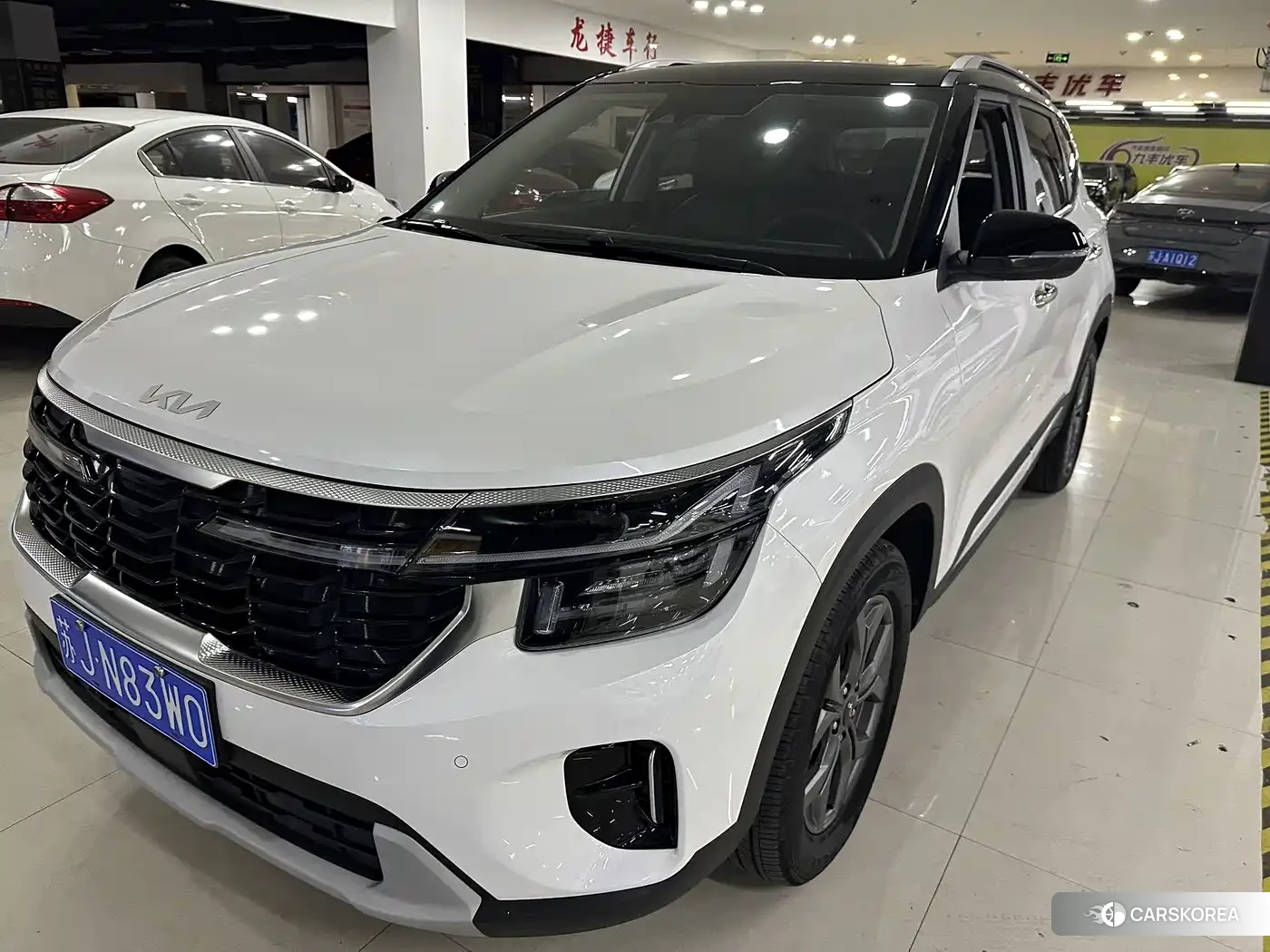 Kia Seltos 2023 Белый из Китая, фото 4