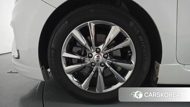 Kia The New Carnival id 4732856 из Кореи 29
