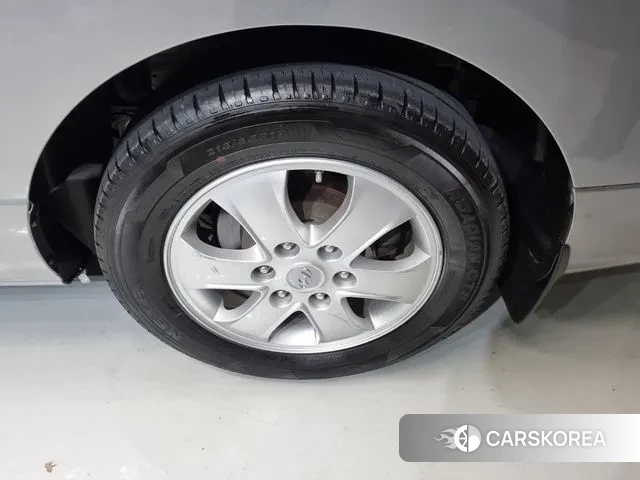 Hyundai The New Grand Starex id 3552124 из Кореи 14