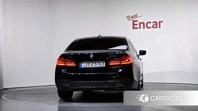 BMW 5 Series (G30) id 3455166 из Кореи 14