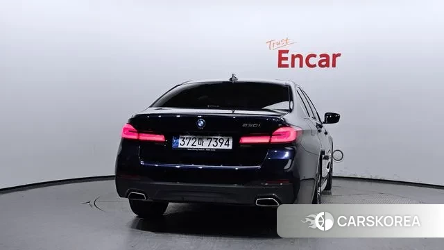 BMW 5 Series (G30) id 3037069 из Кореи 14