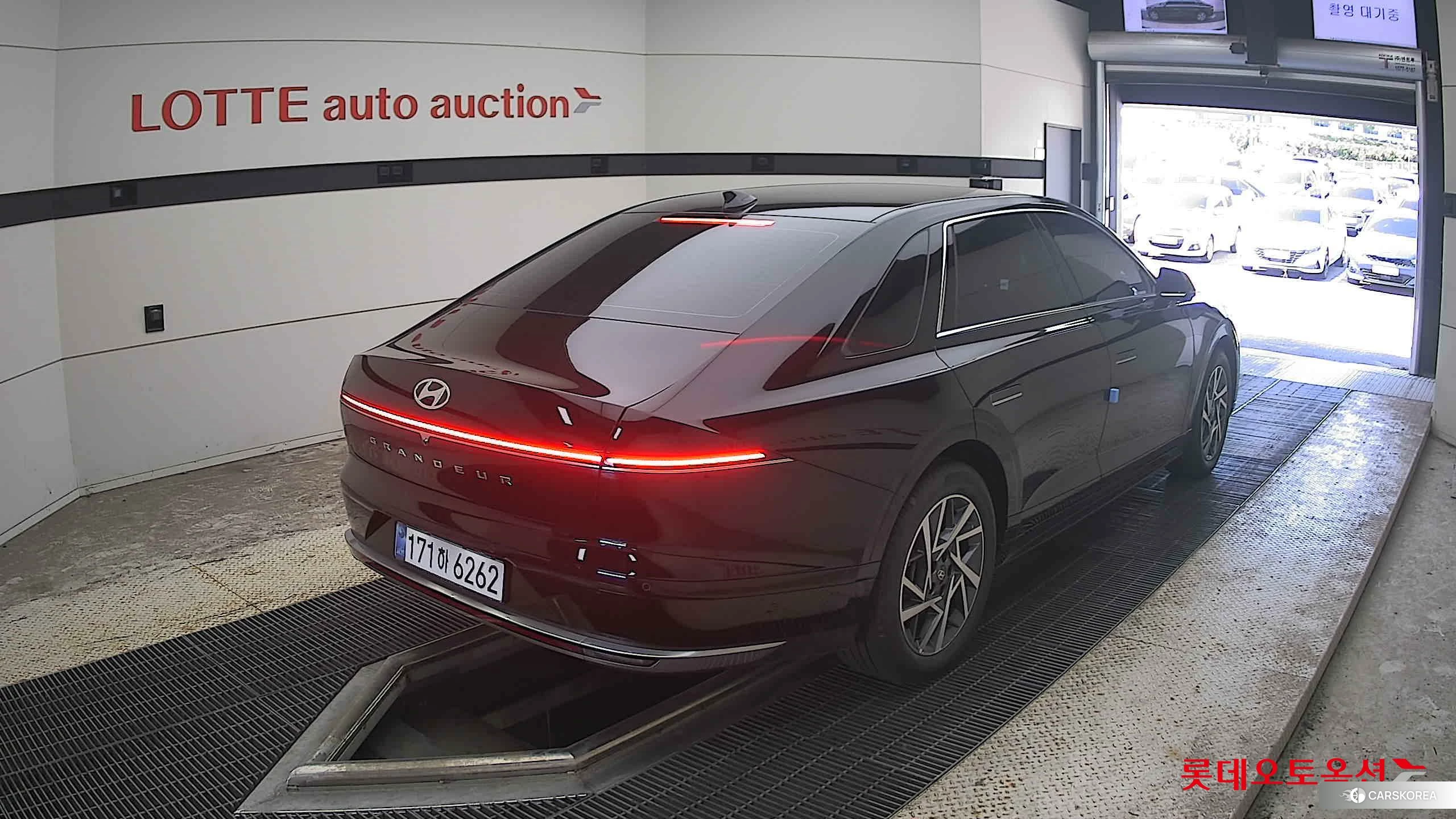 Hyundai Grandeur Hybrid id 4902520 из Кореи 32